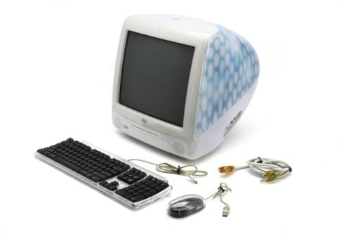 iMac G3 | 500 MHz | Early 2001 | Flower/Blue